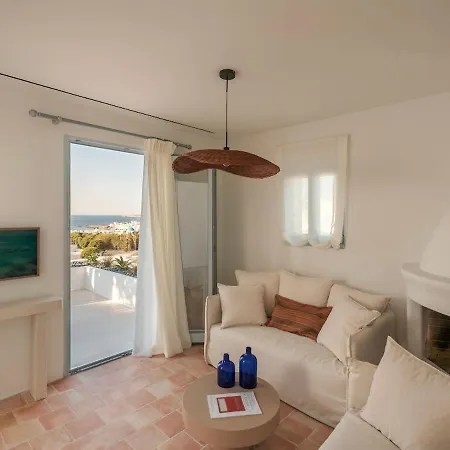 Sol Mare Naousa, Paros فيلة