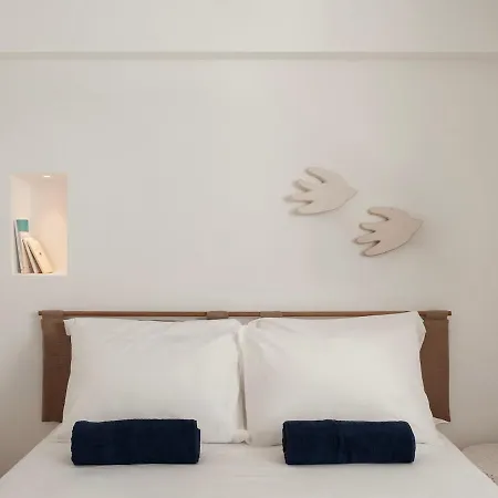Sol Mare Naousa, Paros فيلة ناوسا